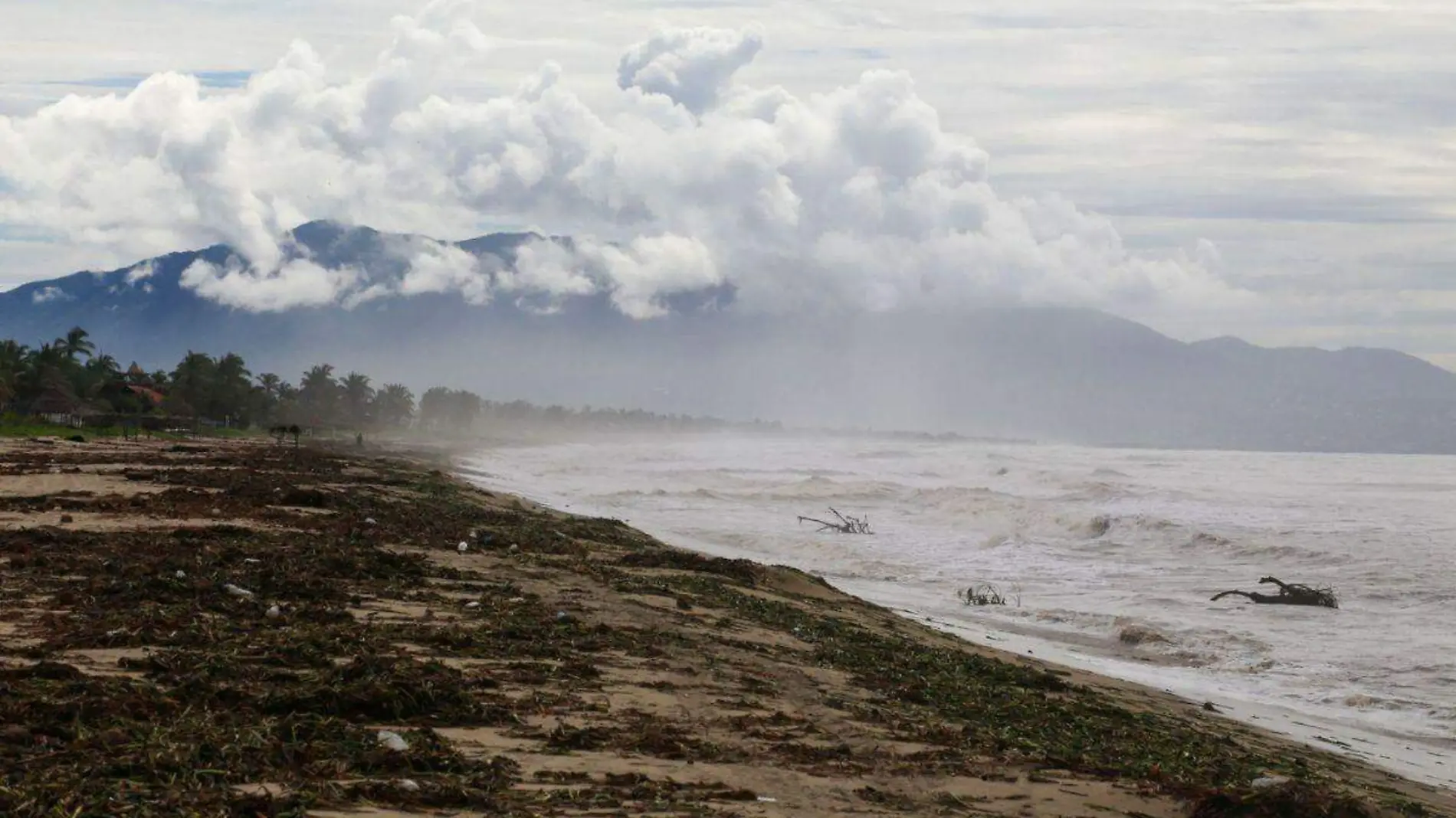 Tormenta tropical John en Guerrero